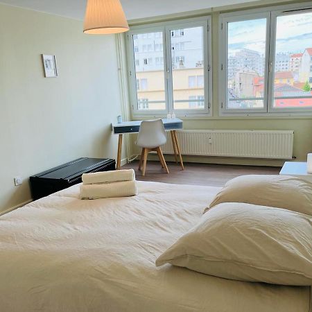 Espace 500 - Cosy, Wifi & Vue Sur La Ville Saint-Etienne  Kültér fotó