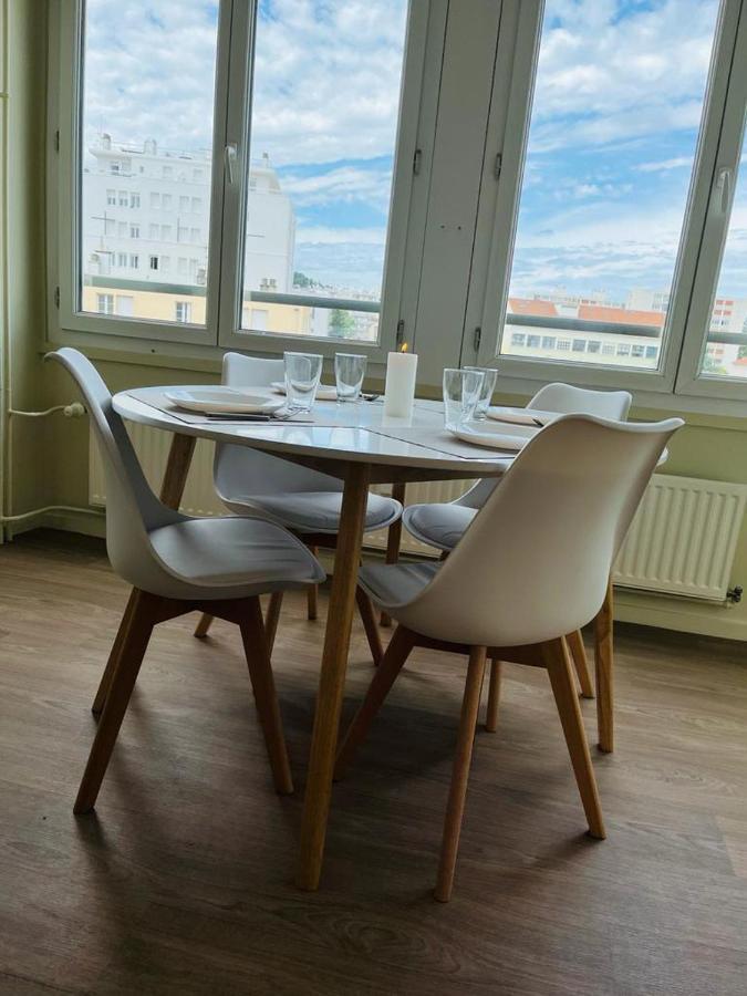 Espace 500 - Cosy, Wifi & Vue Sur La Ville Saint-Etienne  Kültér fotó